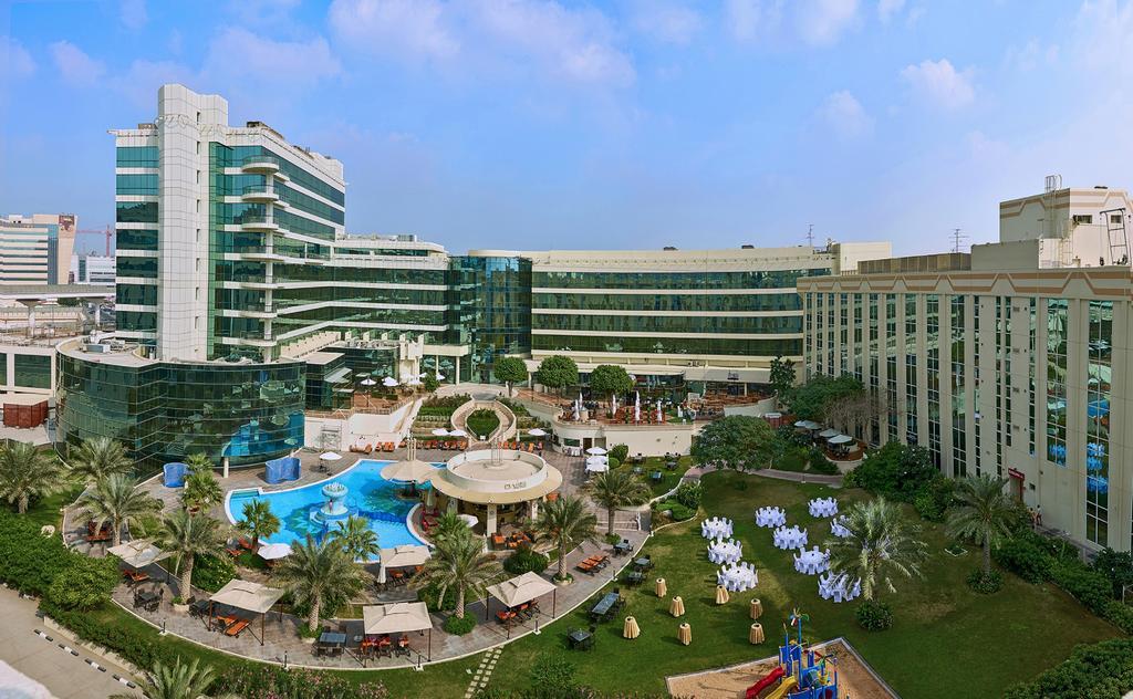 Millennium Airport Hotel Dubai Esterno foto